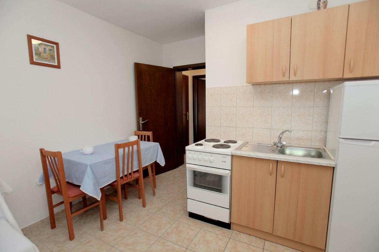 Apartments Maja - Sea View Trogir Exterior foto